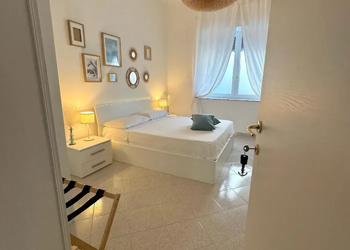 A Due Passi dal Mare B&B